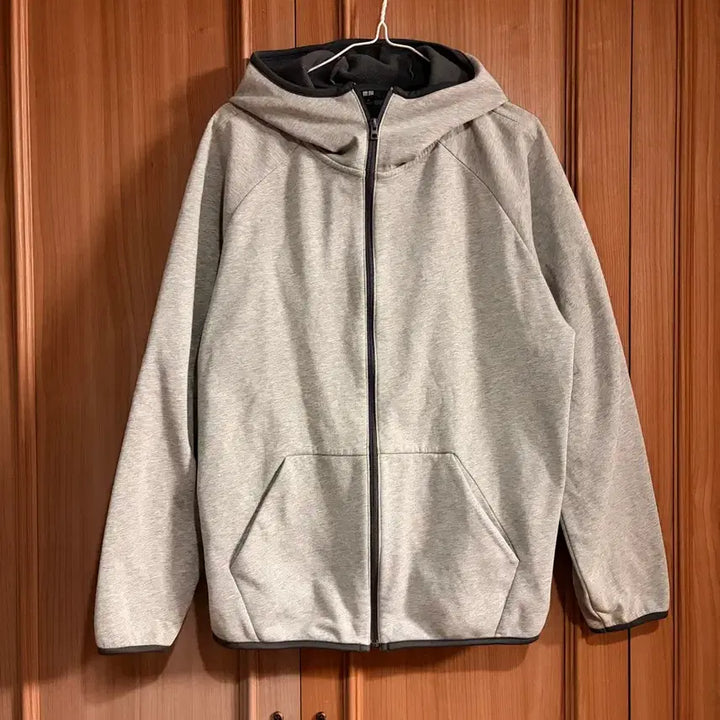 [BUNJANG] Uniqlo Hooded Zip-Up Unisex Jacket / 빅사이즈 유니클로 후드 집업 남여공용 여성