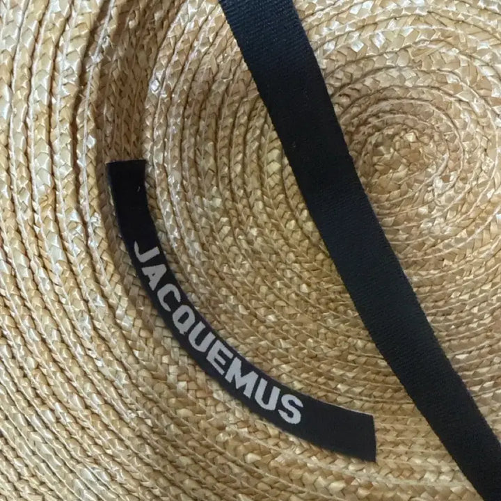 [BUNJANG] Jacquemus Santon Straw Hat / 자크뮈스 Jacquemus의 Santon 밀짚모자