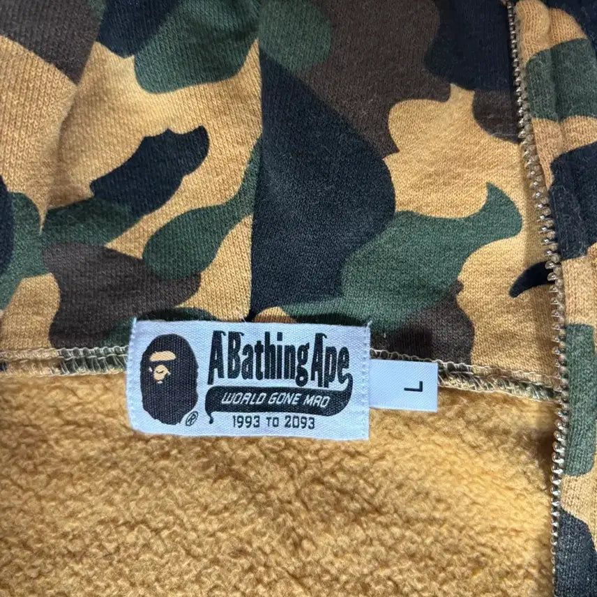 [BUNJANG] BAPE Shark Green Hoodie / 새상품급 베이프 샤크 녹계 후드집업
