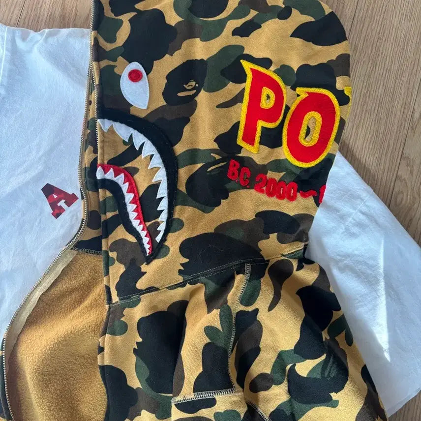 [BUNJANG] BAPE Shark Green Hoodie / 새상품급 베이프 샤크 녹계 후드집업