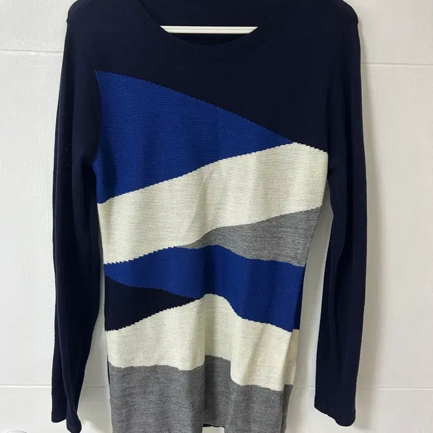 [BUNJANG] Olivia Lauren Navy Knit Long Sleeve Shirt / 올리비아로렌 긴팔 니트 티셔츠