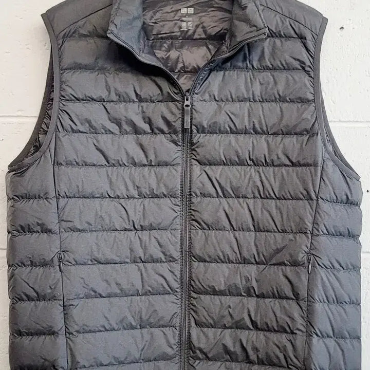 [BUNJANG] Uniqlo Unisex Light Down Vest / 유니클로(남.여공용) 라이트다운 경량패딩베스트(조끼) 판매