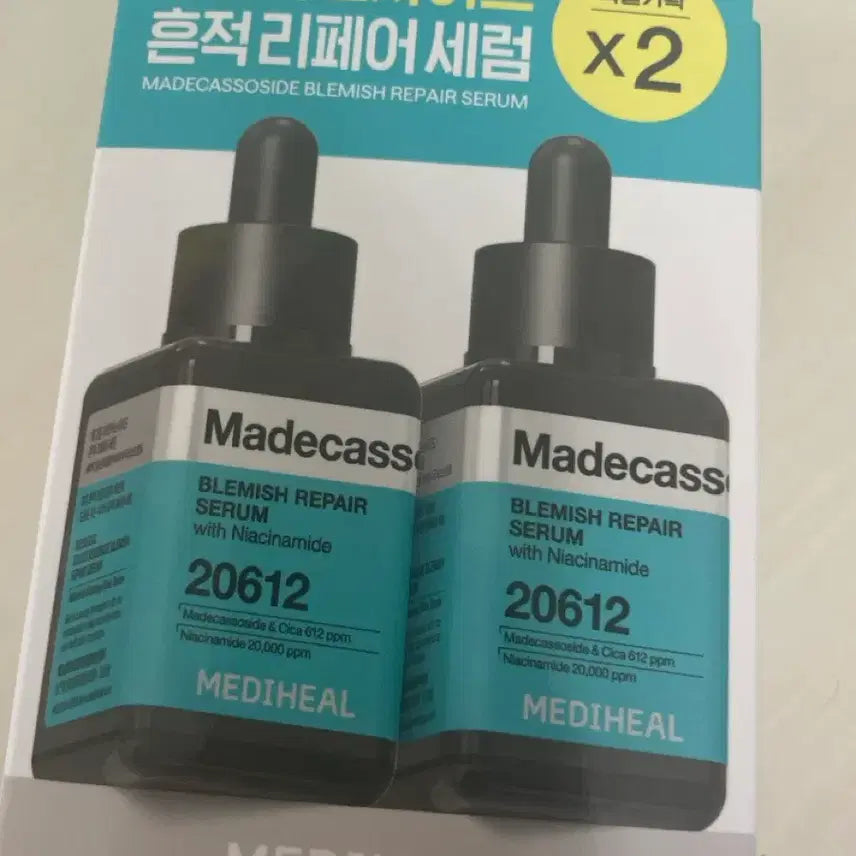 [BUNJANG] Mediheal Madecassoside Repair Serum 40ml + 40ml / 오늘만 이 가격!!) 메디힐 마데카소사이드 흔적 세럼 40ml+40ml
