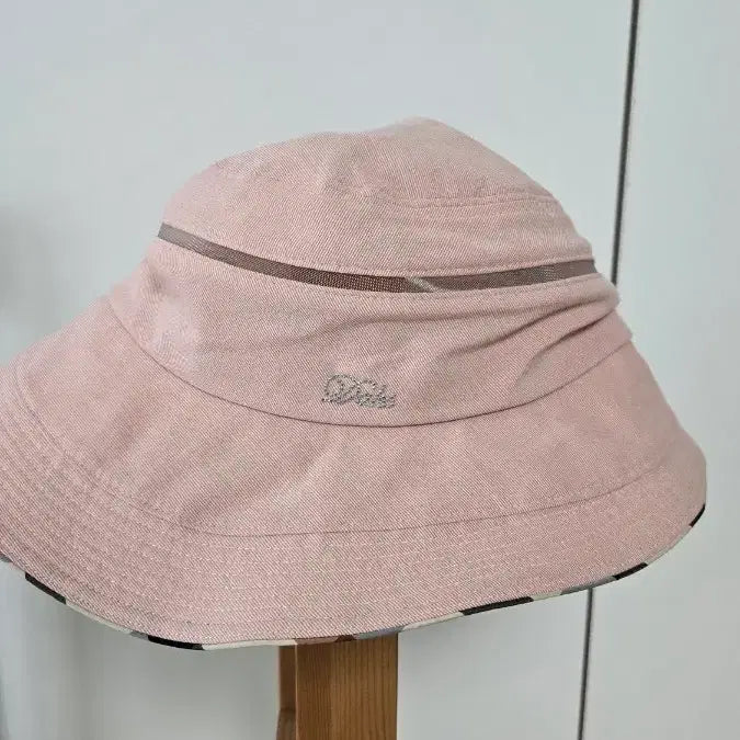 [SOLD OUT] 닥스 골프 분홍색 체크 벙거지 모자