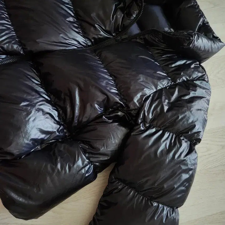 [BUNJANG] Uniqlo Ultra Light Down Padded Jacket - Black - Size M / 유니클로 울트라라이트 다운패딩점퍼