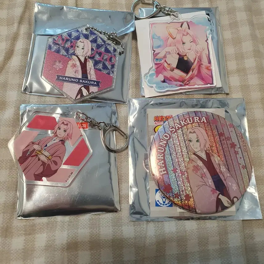 [BUNJANG] Naruto Sakura Acrylic Badge Bundle / 나루토 사쿠라 아크릴 뱃지 일괄판매