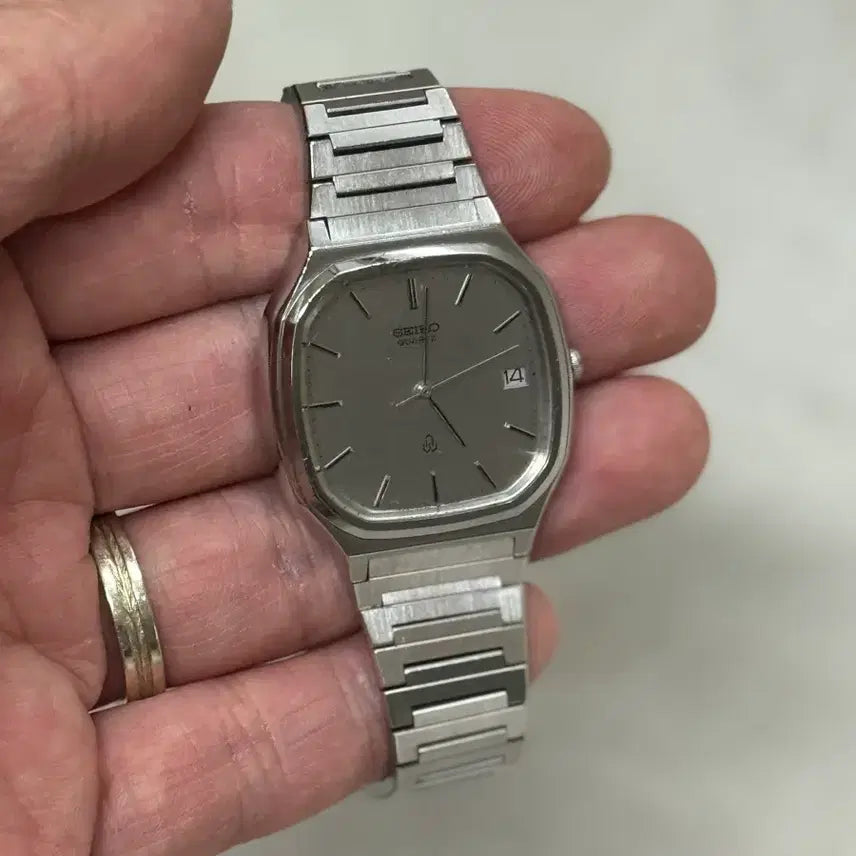 [BUNJANG] Seiko Quartz Vintage Watch / 80s 빈티지 세이코 쿼츠
