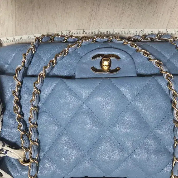[BUNJANG] Chanel Quilted Chain Bag + Scarf / (정품)샤넬 퀼팅 체인백 블루 + 스카프