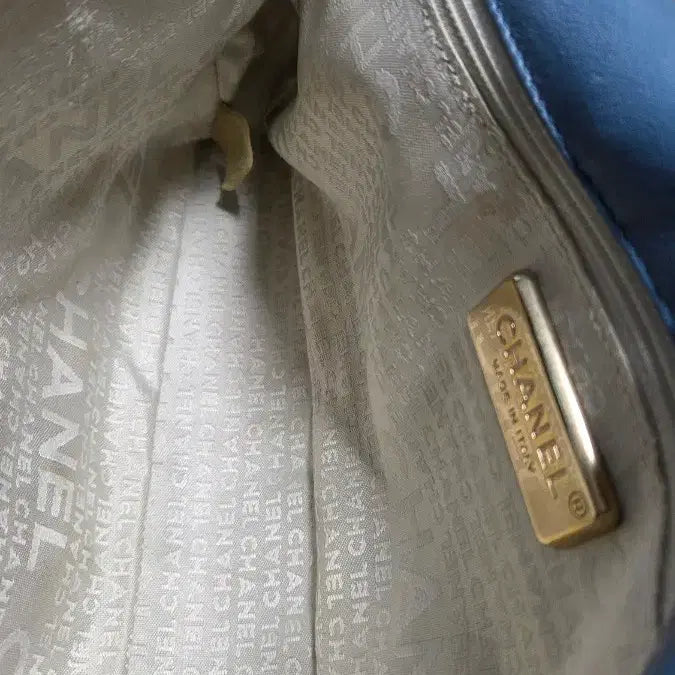 [BUNJANG] Chanel Quilted Chain Bag + Scarf / (정품)샤넬 퀼팅 체인백 블루 + 스카프