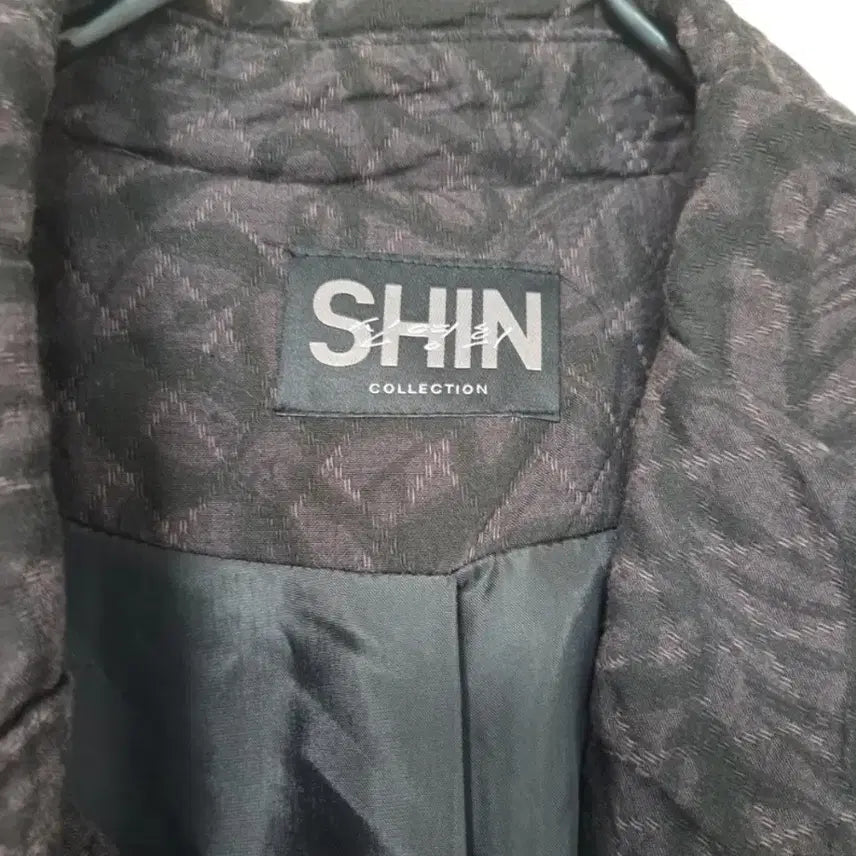 [BUNJANG] Shin Young Hee A-Line Fit Collar Coat / 신영희디자이너 브랜드 춘추용 에이라인핏 카라변형 코트