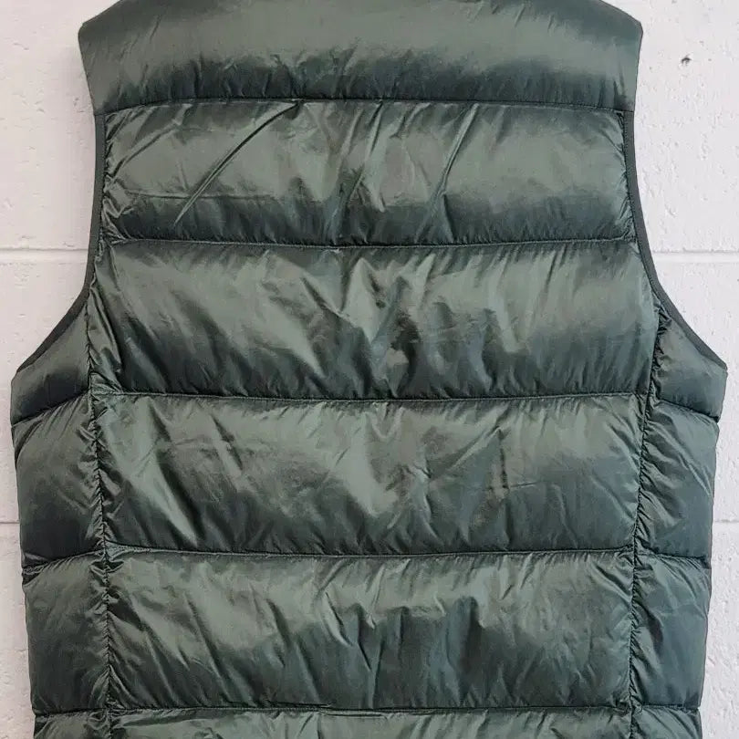 [BUNJANG] Uniqlo Ultra Light Down Lightweight Padded Vest / 유니클로(남.여공용) 울트라 라이트다운 경량패딩베스트(조끼) 판매