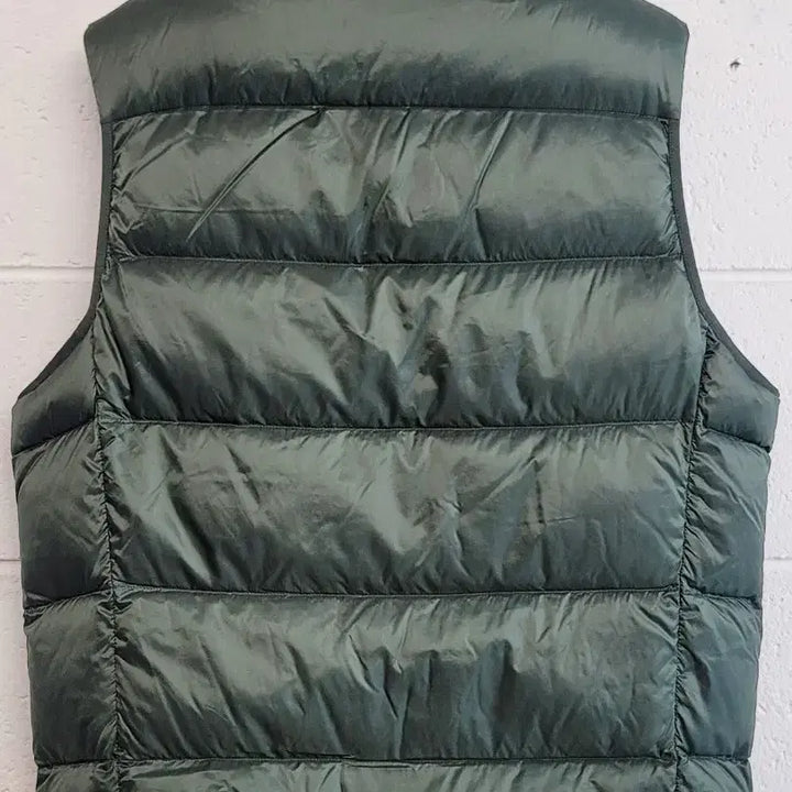 [BUNJANG] Uniqlo Ultra Light Down Lightweight Padded Vest / 유니클로(남.여공용) 울트라 라이트다운 경량패딩베스트(조끼) 판매