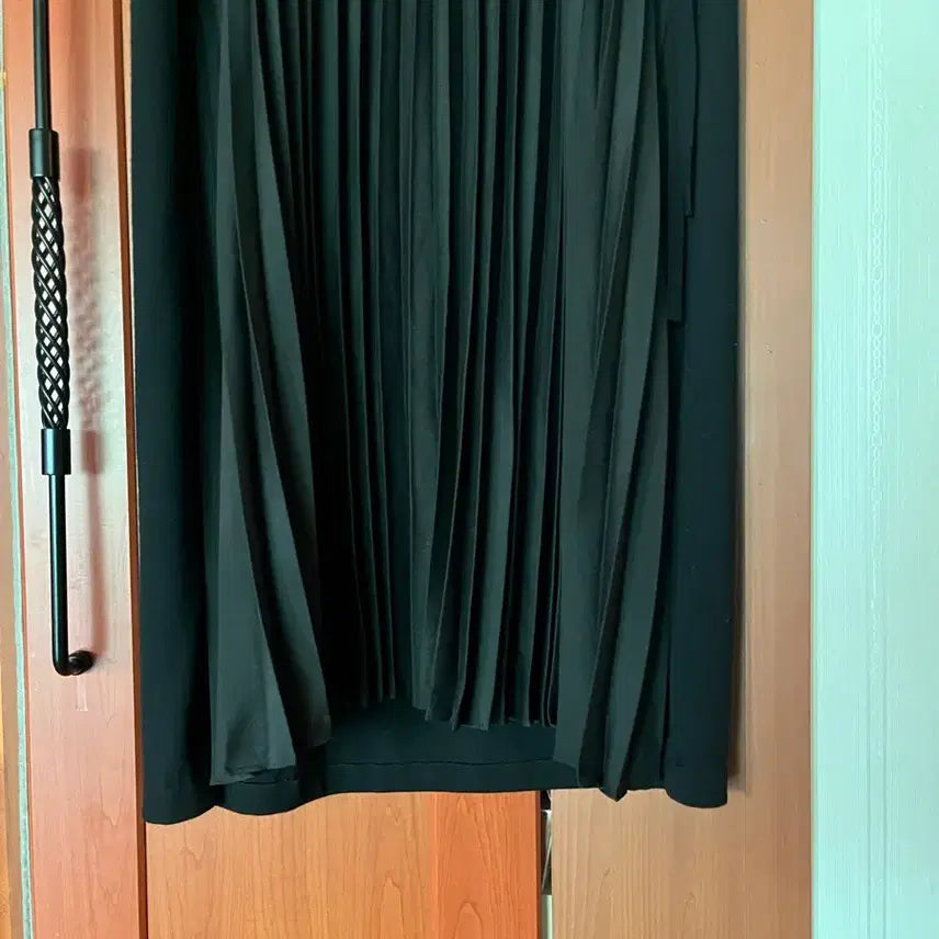 [BUNJANG] The Cashmere Black Dress / 더캐시미어 원피스 (블랙)