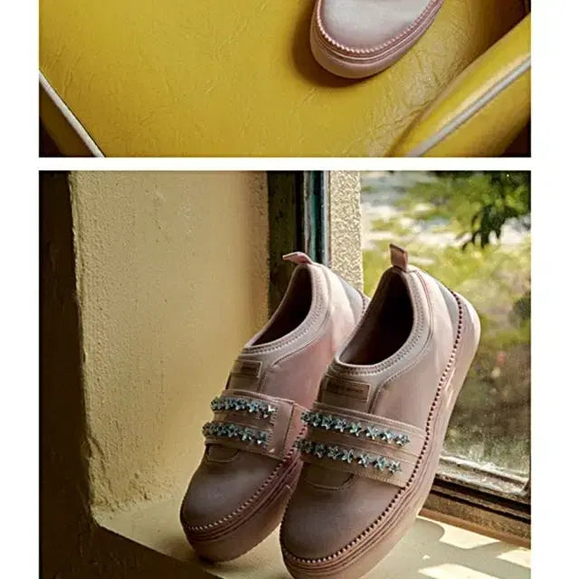 [BUNJANG] Suecomma Bonnie Line Stone Embellished Sneakers / 슈콤마보니  라인  스타 스톤 장식 스니커즈 핑크/네이비