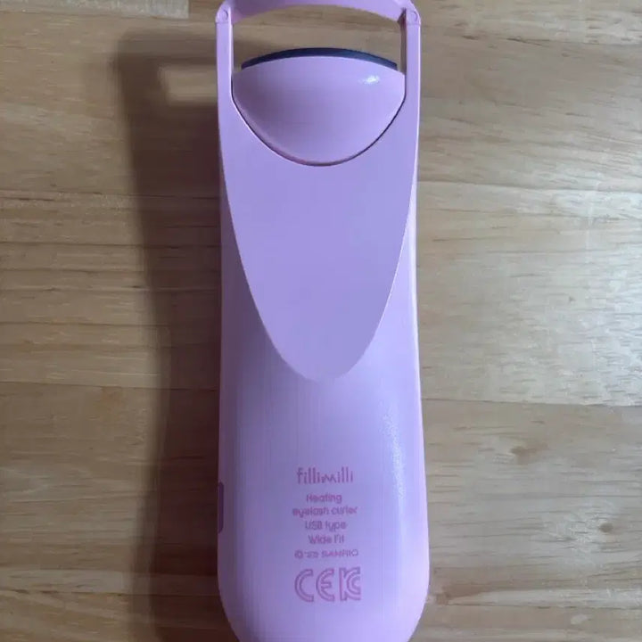 [BUNJANG] Fillimilli Hello Kitty Heating Eyelash Curler / 필리밀리 헬로키티 히팅뷰러 악마