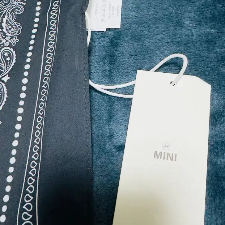 [BUNJANG] Fragment Mini Logo Bandana Black / 프라그먼트 X 미니 미니 로고 반다나 블랙