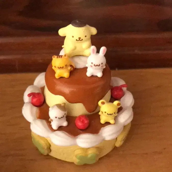 [BUNJANG] Sanrio Pompompurin Cake Mini Figure / 레어! 일본고전풍 폼폼푸린 케이크 초미니 초소형 머핀 스콘 베이글 키티
