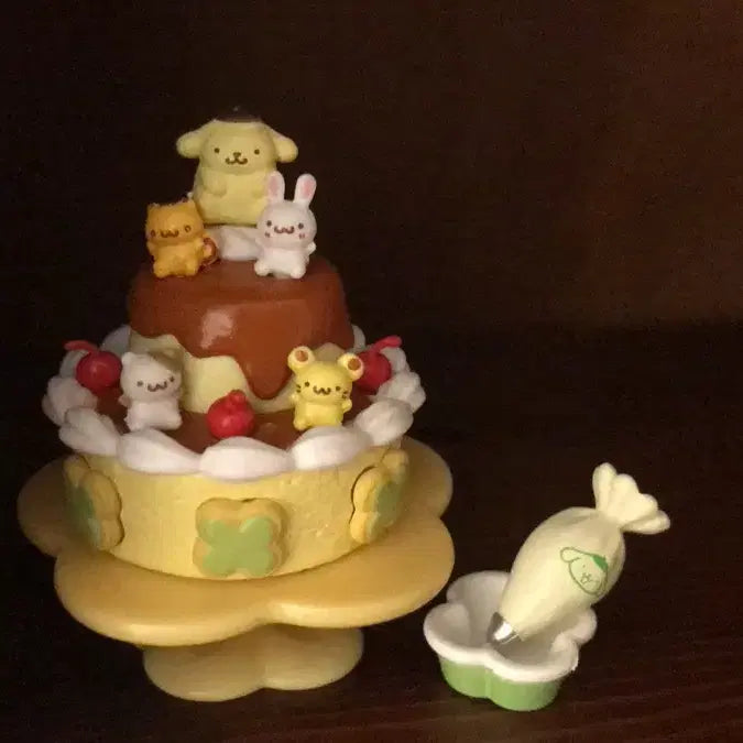 [BUNJANG] Sanrio Pompompurin Cake Mini Figure / 레어! 일본고전풍 폼폼푸린 케이크 초미니 초소형 머핀 스콘 베이글 키티