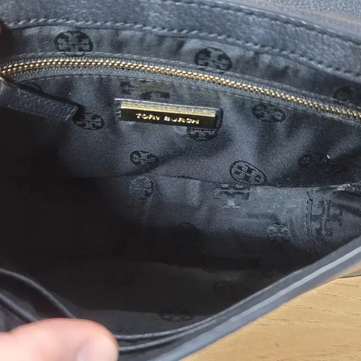 [BUNJANG] Tory Burch Shoulder Crossbody Bag / TORY BURCH 토리버치 천연소가죽 금장체인장식 숄더 엔 크로스백