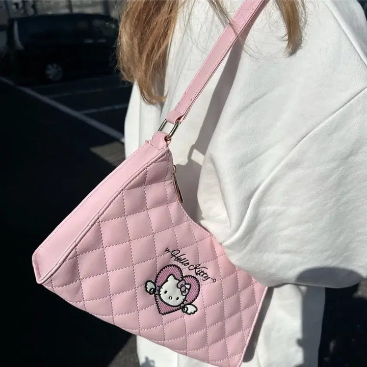 [BUNJANG] SPINNS Hello Kitty Quilted Bag - Pink / SPINNS 스핀즈 스핀스 헬로키티 퀼팅 가방 핑크 새상품 판매합니다.