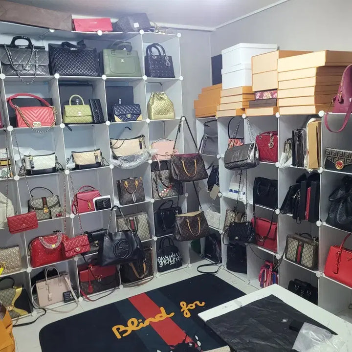 [BUNJANG] Gucci Ophidia GG Supreme Clutch Bag / 구찌 오피디아 GG 수프림 클러치 백 140만 각각60