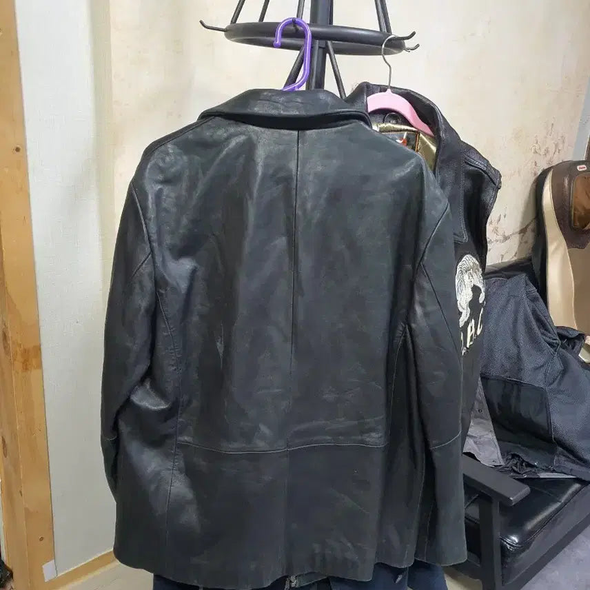 [BUNJANG] Kirkland Signature Black Leather Jacket M / 커클랜드 시그니처 블랙 가죽 자켓 택배비포함가