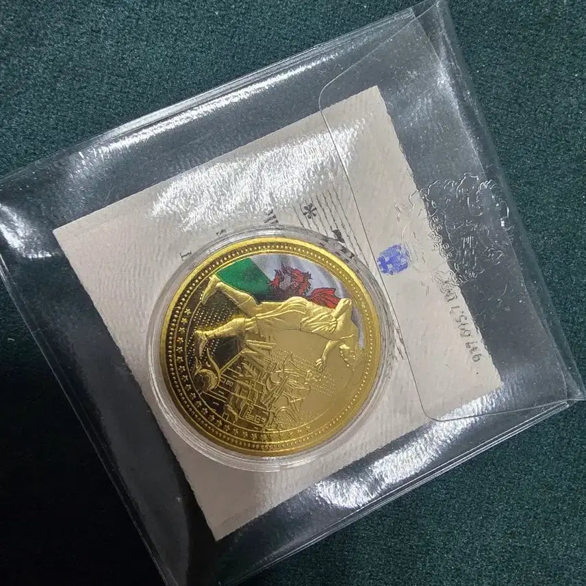 [BUNJANG] Wales UEFA 2016 24k Gold Plated Medal / 웨일스 UEFA 2016 축구 24k 금도금 메달