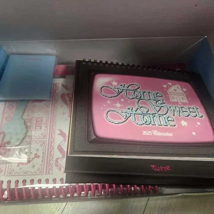 [BUNJANG] PLAVE 2025 Season's Greetings Bundle Set / 플레이브 2025 시즌그리팅 풀셋