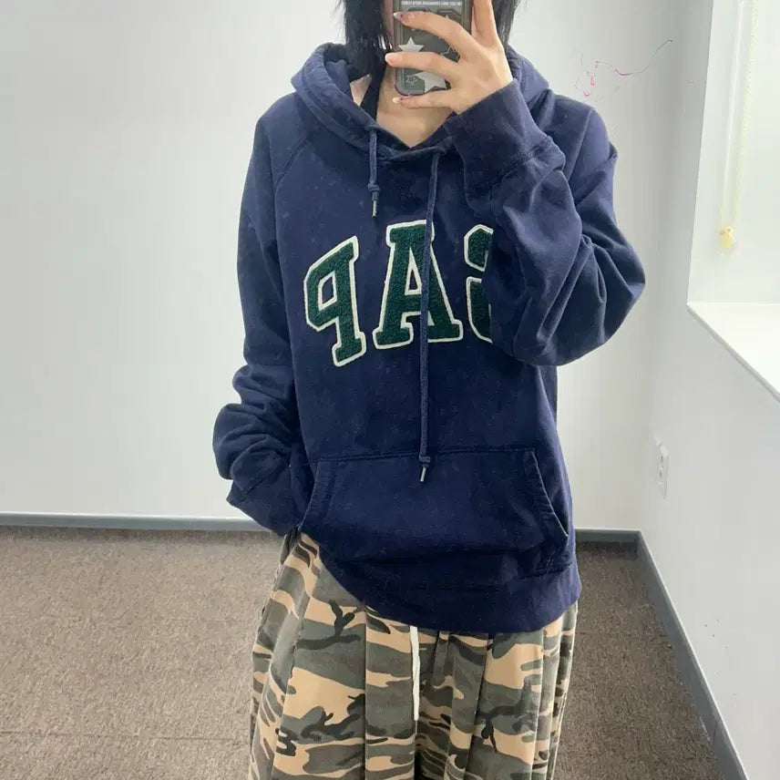 [BUNJANG] Gap Navy Hoodie / Gap 갭 그린 로고 네이비 후드티