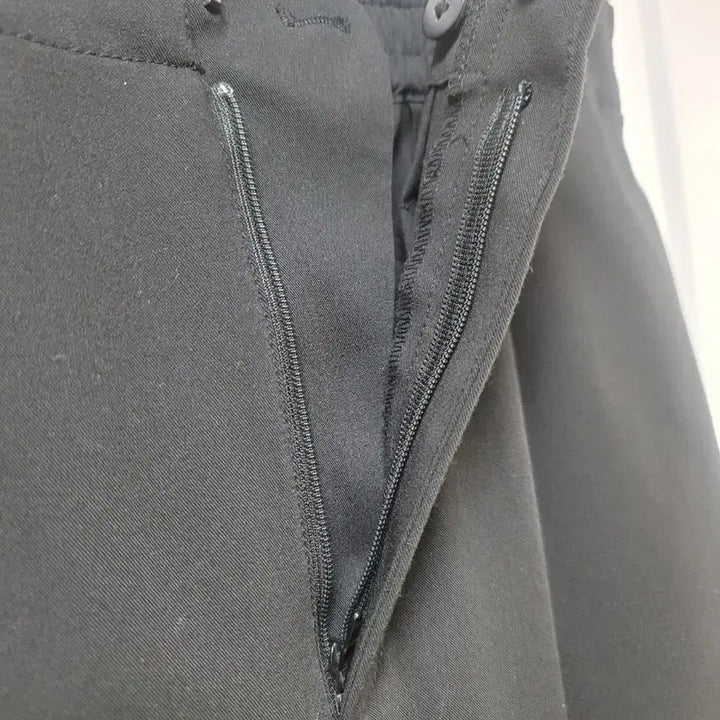 [BUNJANG] Uniqlo Pants (Size S) - Bundle / 유니클로 바지 2개(S)