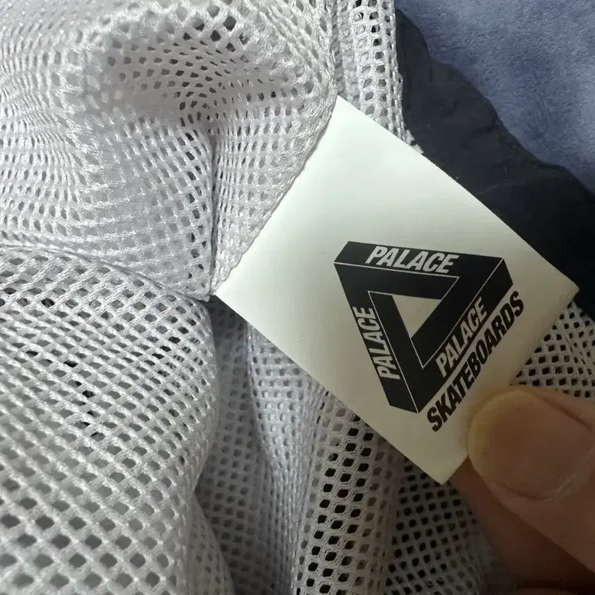 [BUNJANG] Palace P-Track Jacket Cloud / 팔라스 p-track jacket cloud