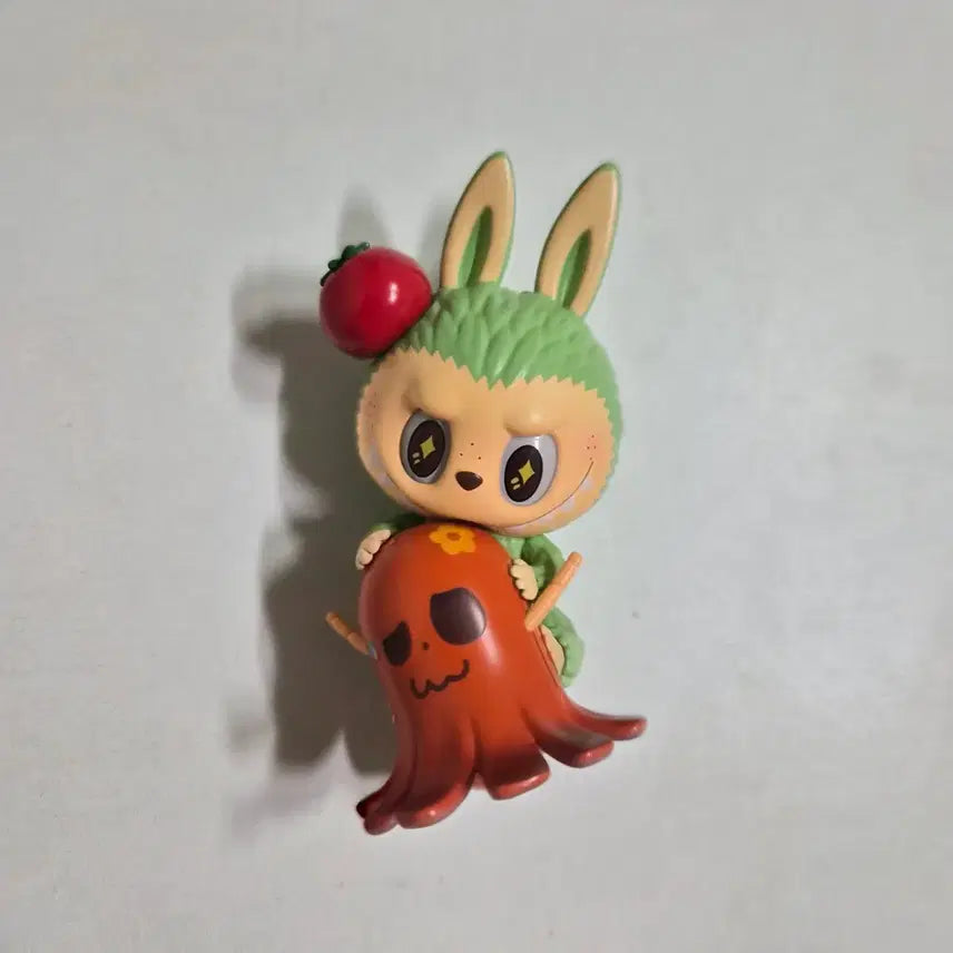 [BUNJANG] Labubu Convenience Store Figure / (정품)수상한 편의점 라부부 피규어