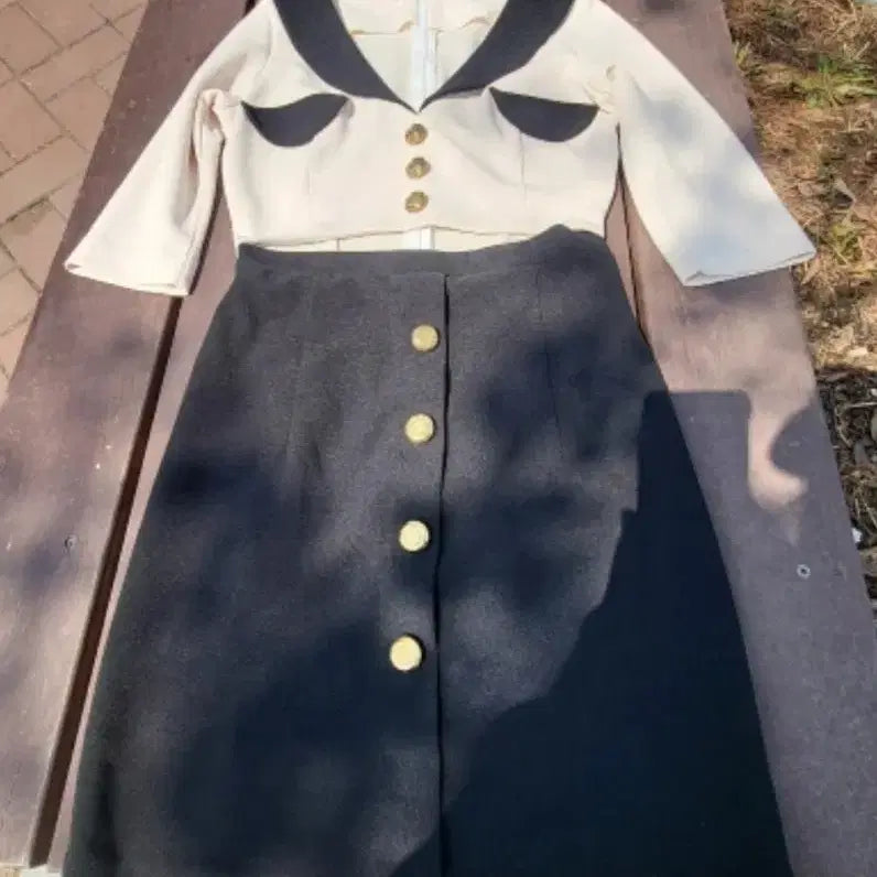 [BUNJANG] Jeong Madam Batwing Sleeve Dress / 정마담 배트임원피스