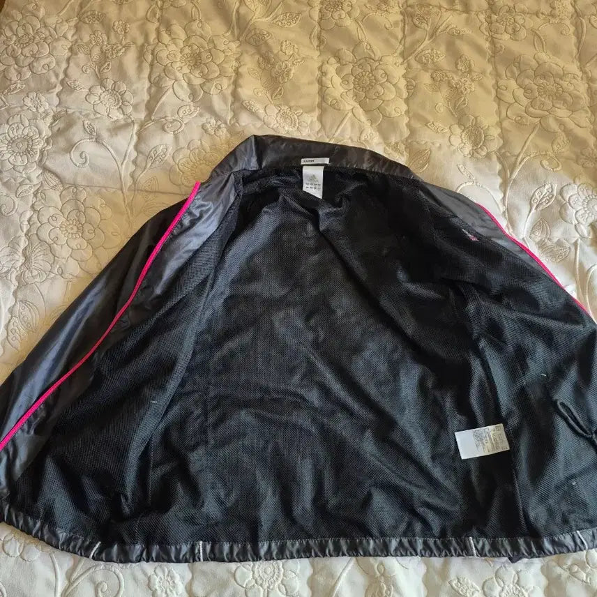 [BUNJANG] Adidas Windbreaker Jacket / 아디다스 바람막이  55