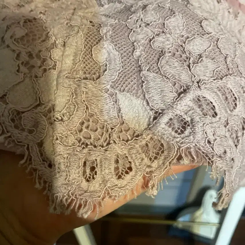 [BUNJANG] Renny Ron Lace Two-Piece Set / 레니본 레이스 셋업 투피스