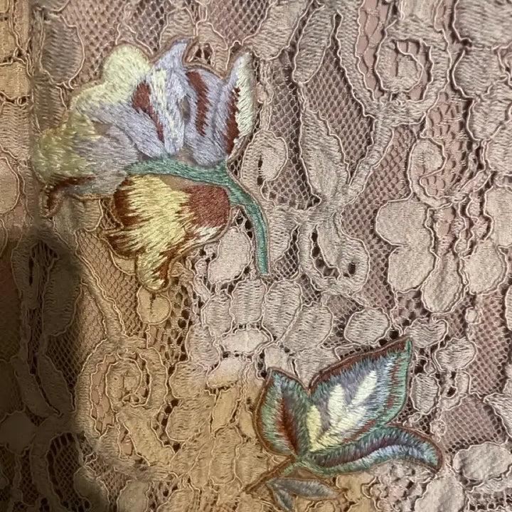 [BUNJANG] Renny Ron Lace Two-Piece Set / 레니본 레이스 셋업 투피스