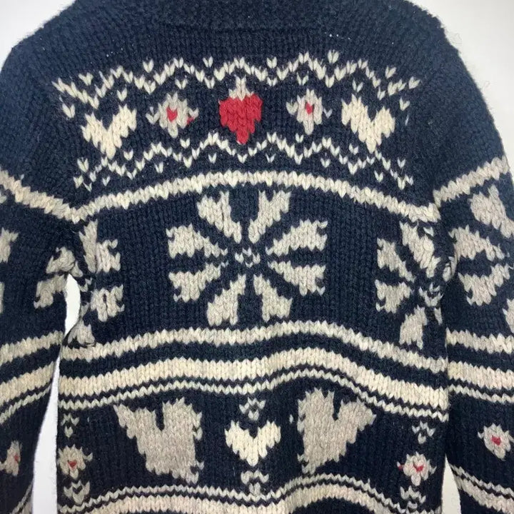 [BUNJANG] Earth Music&amp;Ecology Vintage Cowichan Sweater / Earth music&amp;ecology 어스 뮤직 코위찬 빈티지 모리걸 대장