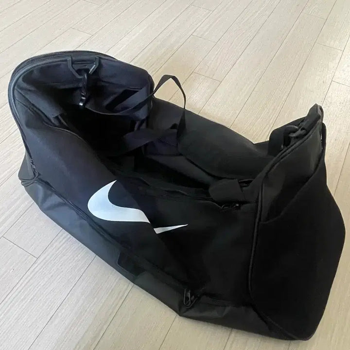 [BUNJANG] Nike Duffel Bag / 나이키 블랙 더플백 가방