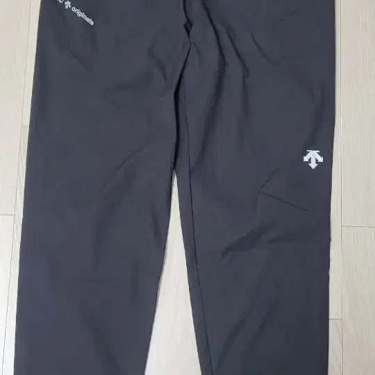 [BUNJANG] Descente Jogger Pants (Summer) / 데상트 조거팬츠 (여름용)