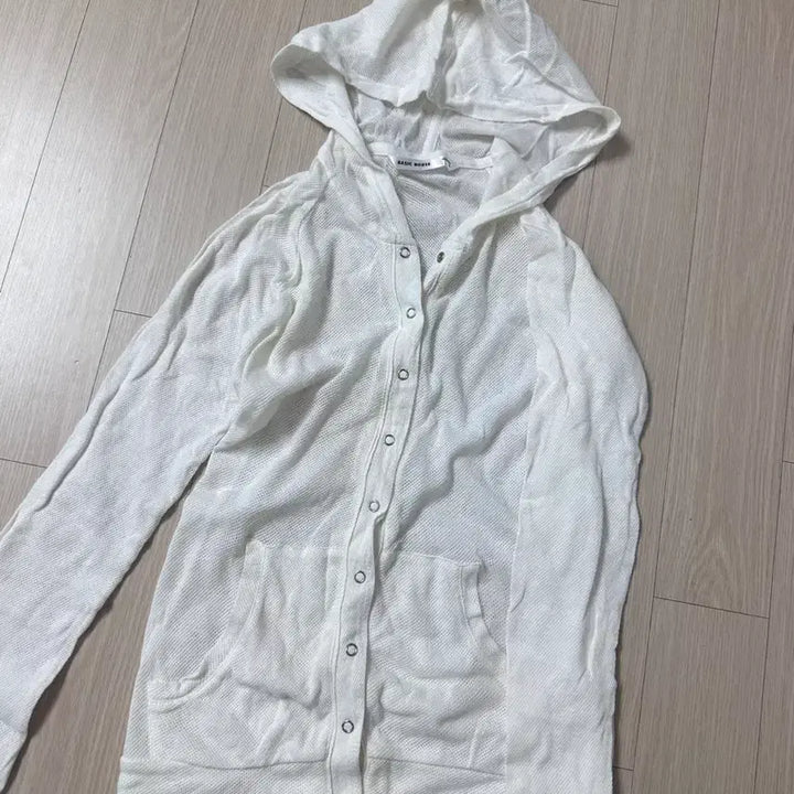 [BUNJANG] BASIC HOUSE Hooded Cardigan (White, Size 85) / BASIC HOUSE 봄여름용 후드 가디건