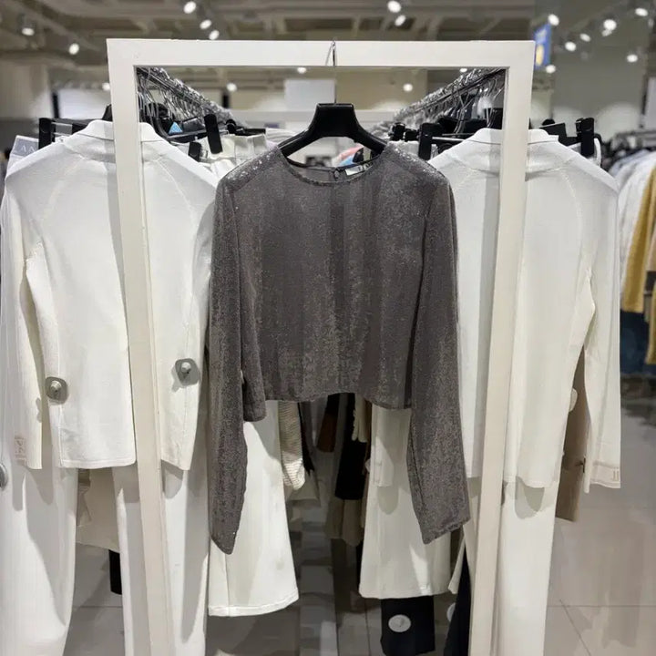 [BUNJANG] TIME Spangle Crop Blouse / 타임 TIME 스팽글 크롭 블라우스