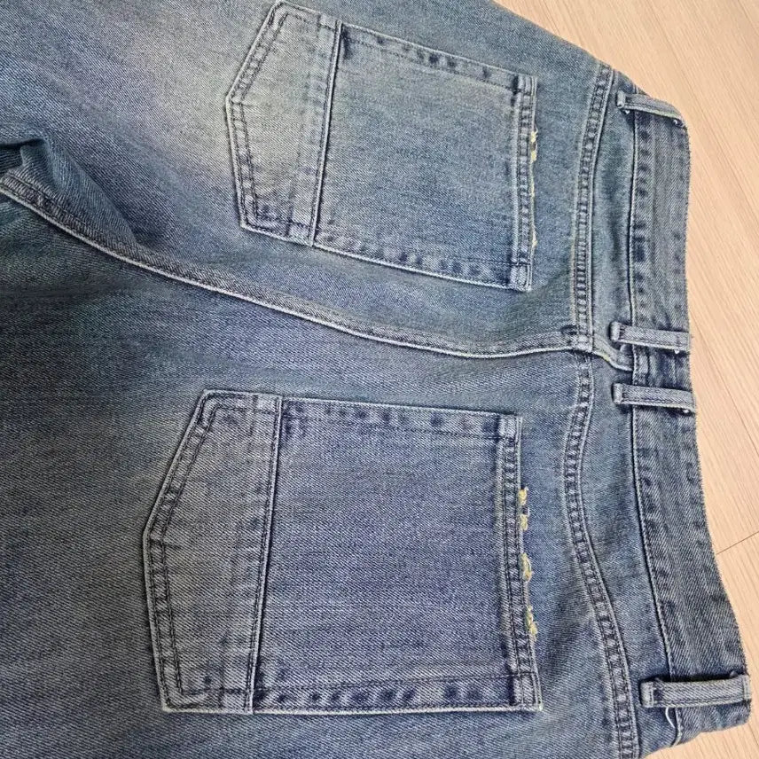 [BUNJANG] Roughside Drape Denim Pants Light Blue / 24fw 러프사이드 드레이프 데님 팬츠 라이트 블루 2사이즈