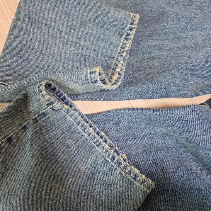 [BUNJANG] Roughside Drape Denim Pants Light Blue / 24fw 러프사이드 드레이프 데님 팬츠 라이트 블루 2사이즈