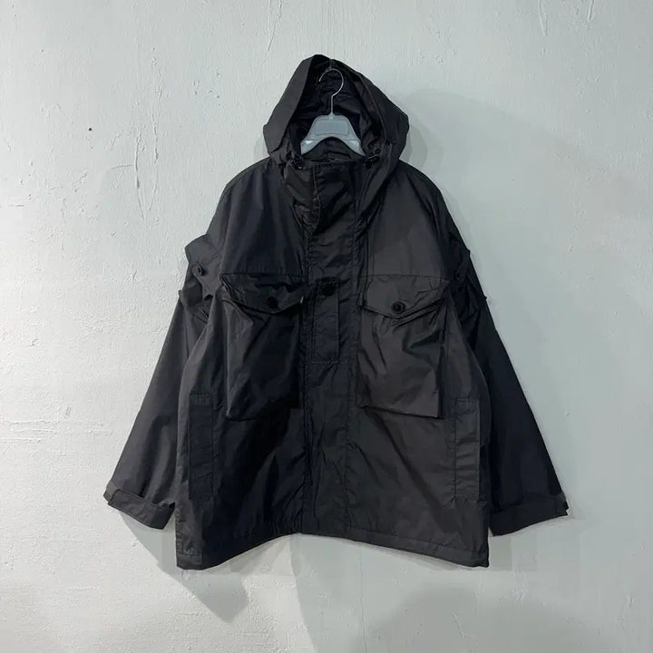 [BUNJANG] Outstanding Ripstop 3-Layer Combat Pocket Windbreaker / 아웃스탠딩 립스탑 3레이어 컴뱃포켓 바람막이 1