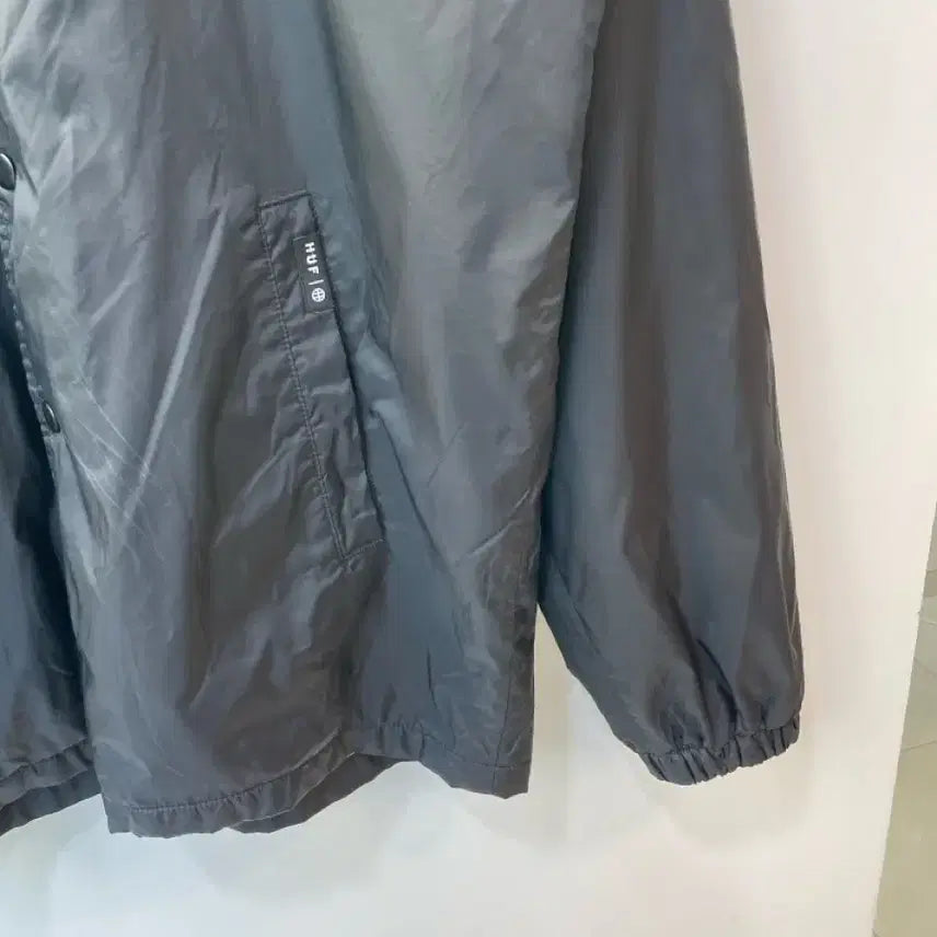 [BUNJANG] HUF Windbreaker Jacket M / HUF 바람막이 자켓 M