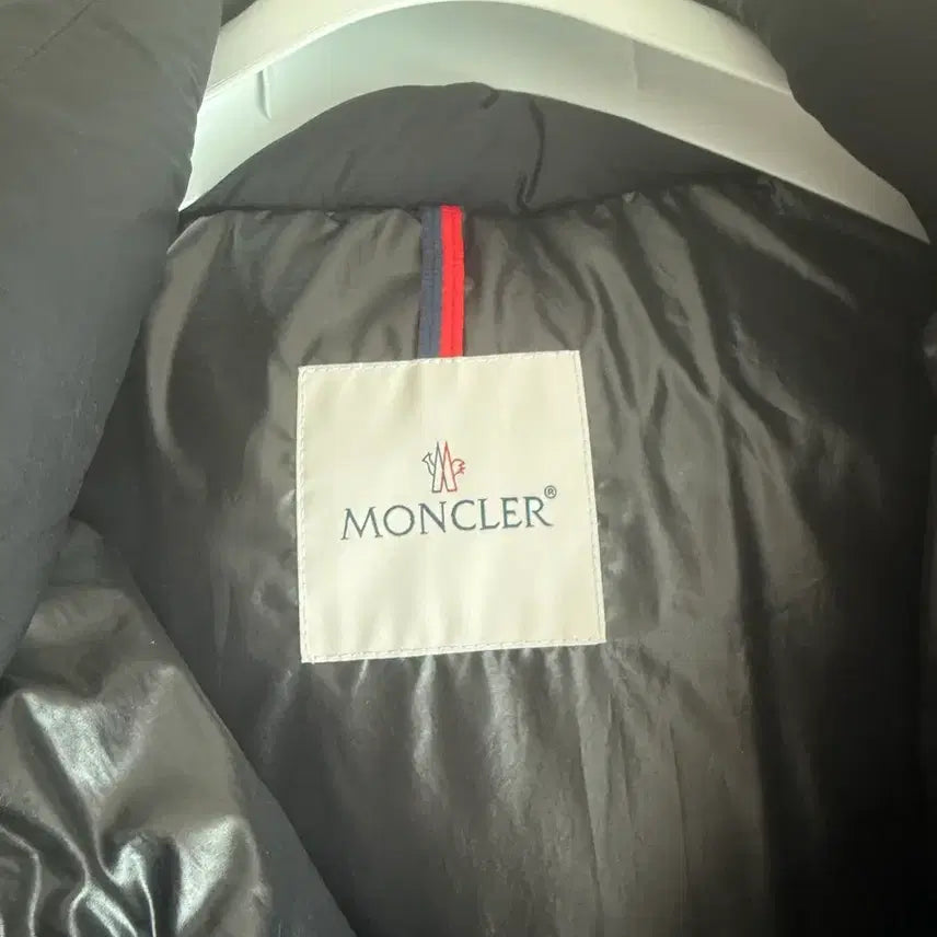 [BUNJANG] Moncler Cluny Padded Jacket Size 4 / (새상품) 24FW 몽클레어 클루니 패딩 4사이즈