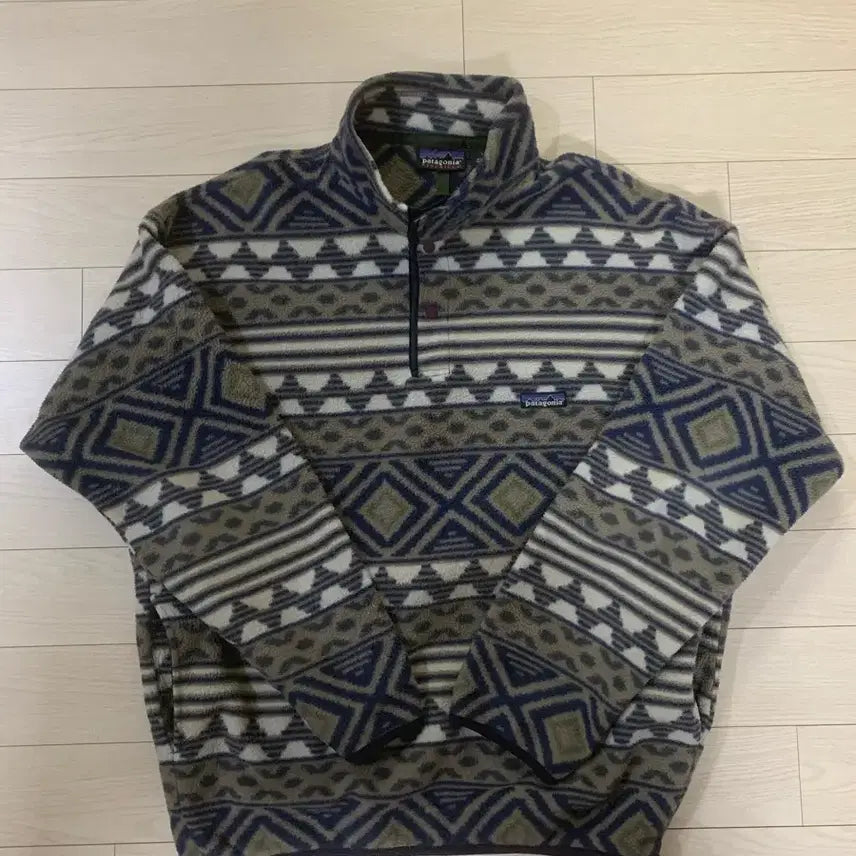 [BUNJANG] Patagonia Synchilla Navajo Pattern Jacket / 파타고니아 신칠라 80s 나바호패턴 L
