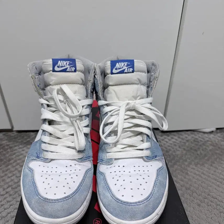 [BUNJANG] Nike Air Jordan 1 High Denim Sneakers / 나이키 에어조던1 하이 데님