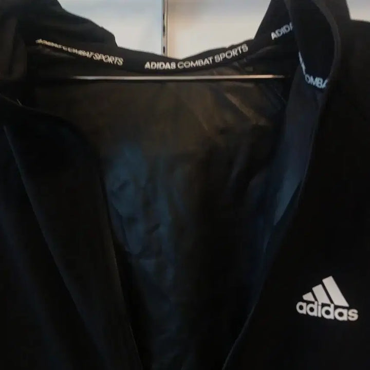 [BUNJANG] Adidas Black Hooded Windbreaker 100 / 아디다스 블랙 후드 바람막이 100