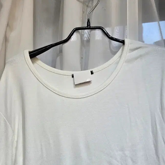 [BUNJANG] Unbalance Ivory Long Sleeve T-shirt / 허리라인 밑단유 언발 아이보리 긴팔